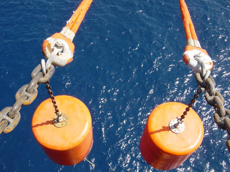 Support buoys and pick-up buoys